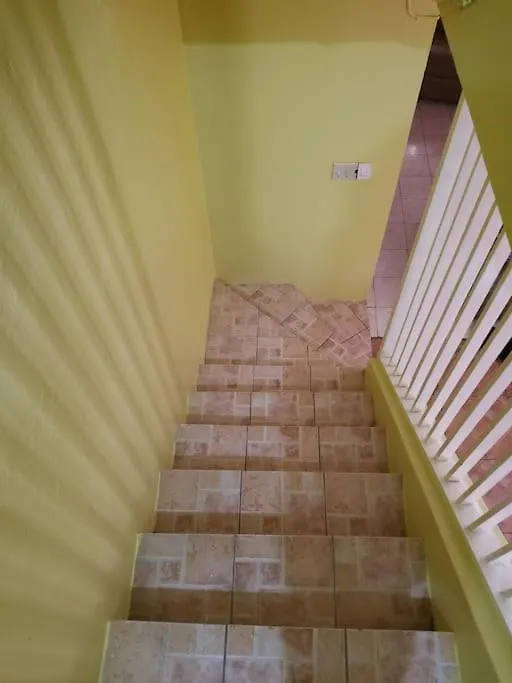 Queste Ochi Town House Ocho Rios Apartman
